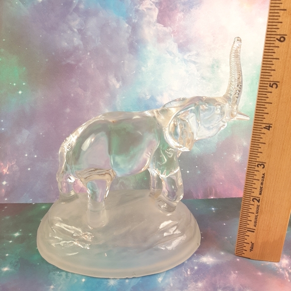 🛍Cristal D'Arques-Durand Clear Elephant on Frosted Dome Base Animal Figurine - Picture 2 of 2